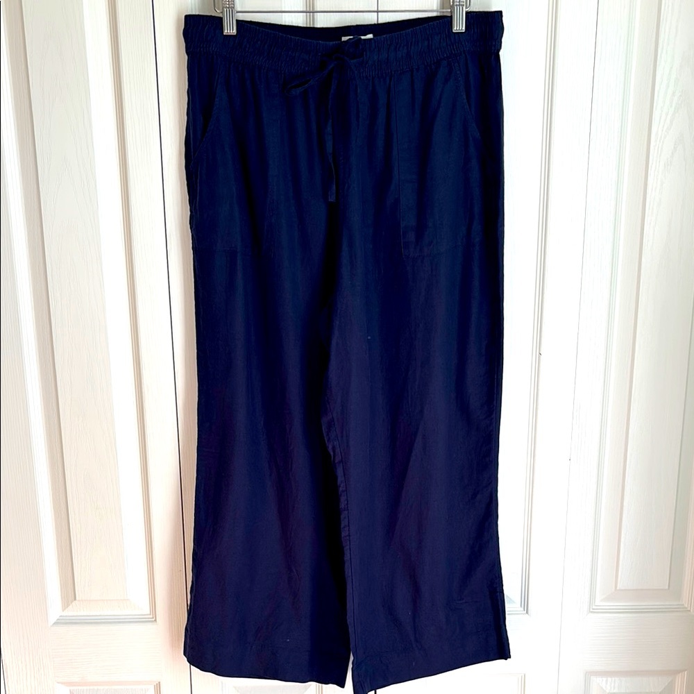 Cynthia Rowley 100% Linen Pull On Cropped Pant. Navy Blue. Size XL